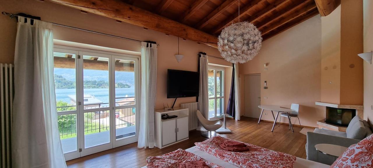 Casa Romantica Colico Esterno foto